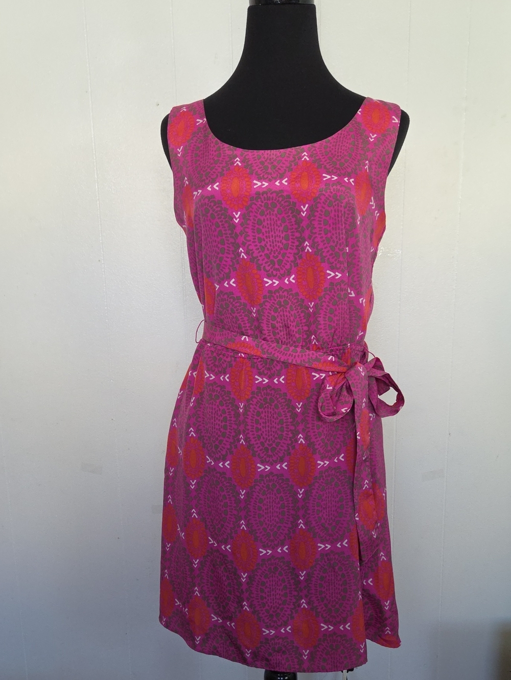 GAP Sleeveless Pink and Orange Patterned Belted Dress